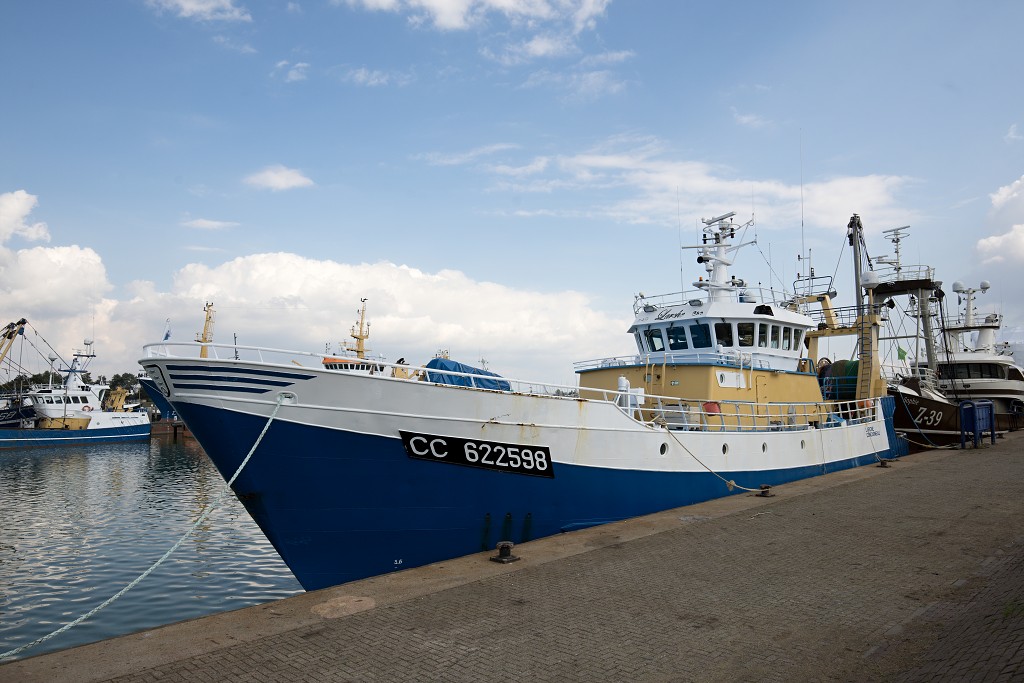 visserij industrie hdr stellendam yerseke kotter viskotter trawler visnet visnetten vloot vis vissen zierikzee